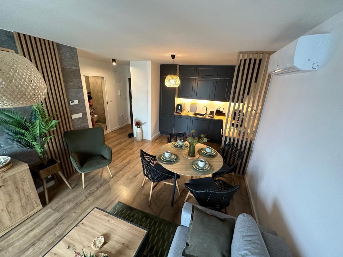 Apartament 28 W Dolinie Baryczy - 5D Apartamenty Milicz Eksteriør bilde